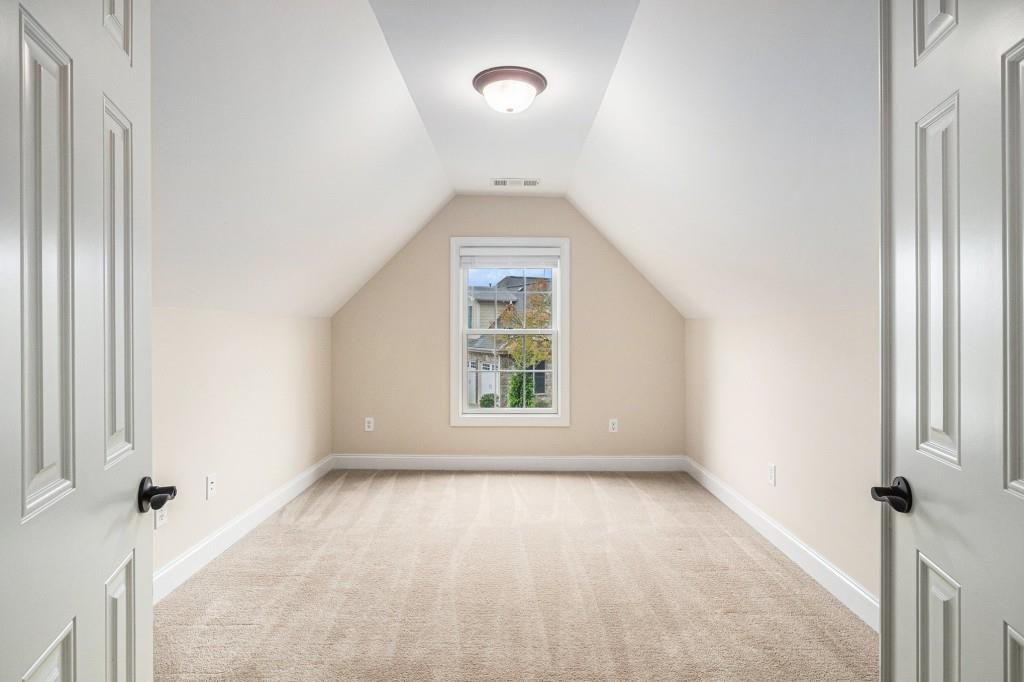 439 Bishopton Street