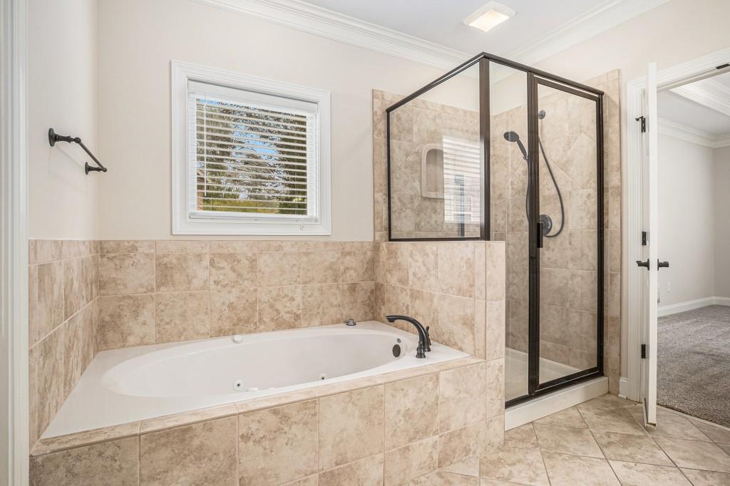 439 Bishopton Street