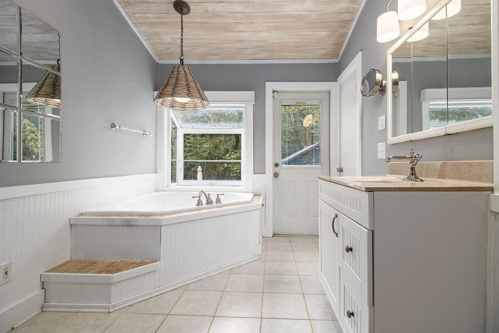 1187 Silver Hill Road