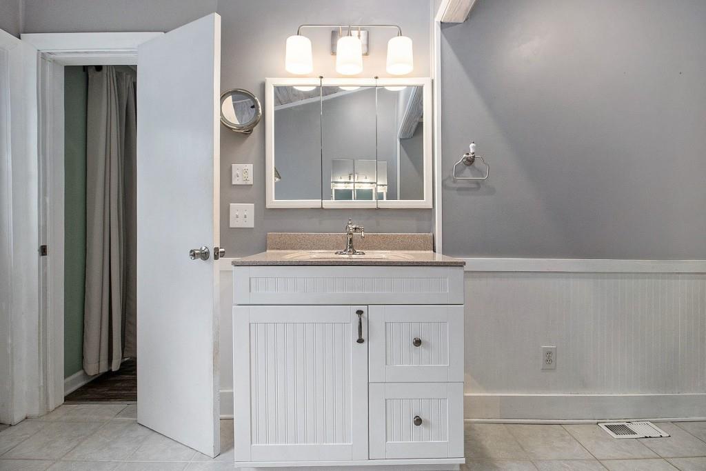 1187 Silver Hill Road