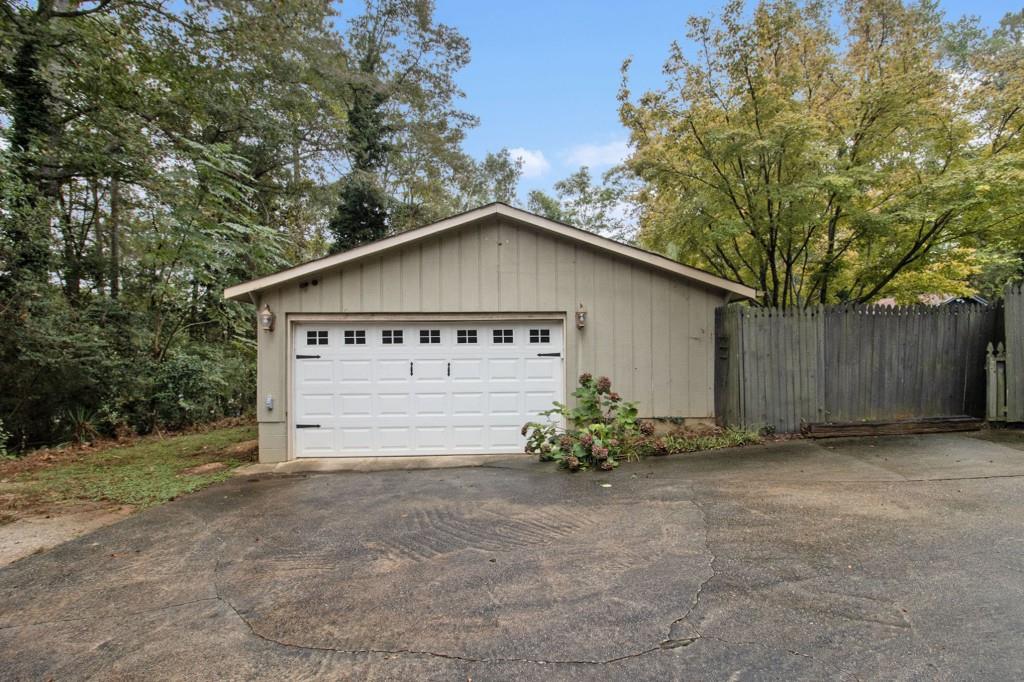 1187 Silver Hill Road