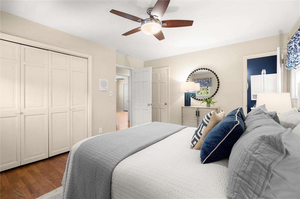 1728 Stonecliff Court