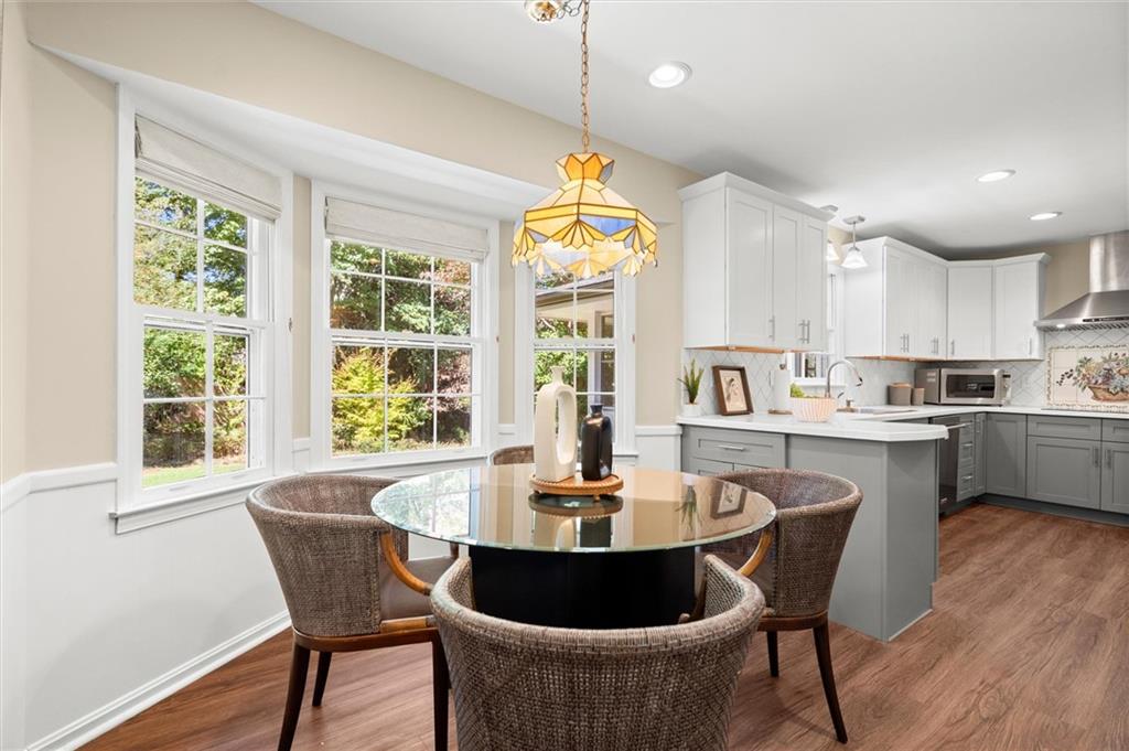 1728 Stonecliff Court