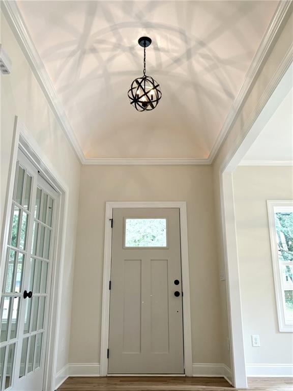 387 Hillside Drive SW