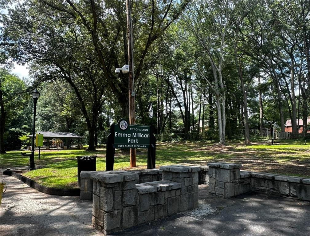 387 Hillside Drive SW