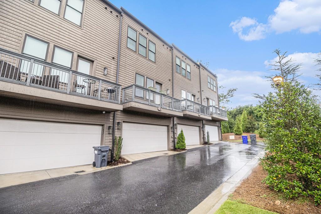 366 Gibson Street SE