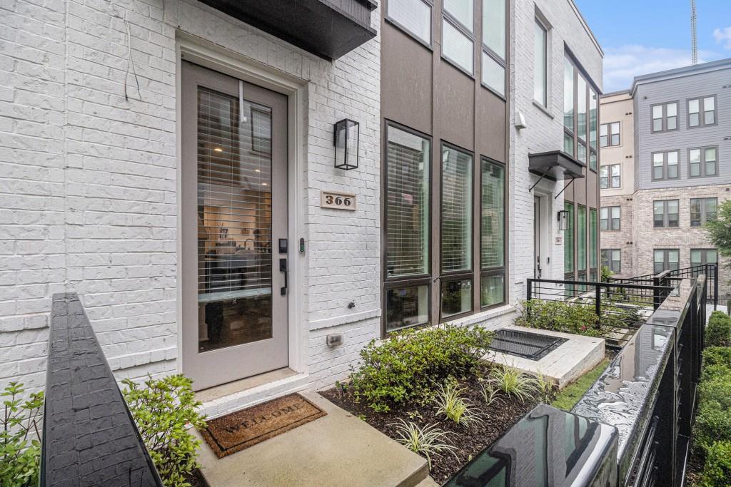 366 Gibson Street SE