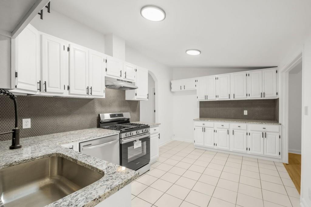 88 Lucia Drive SE