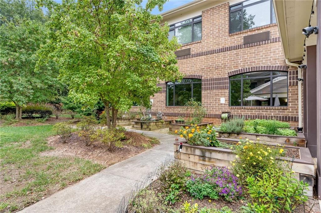 1800 Clairmont Lake Unit A510