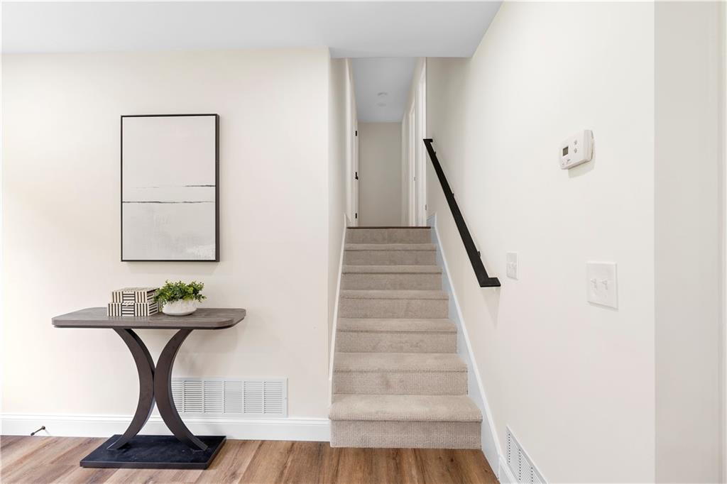 195 Beverly Park Court