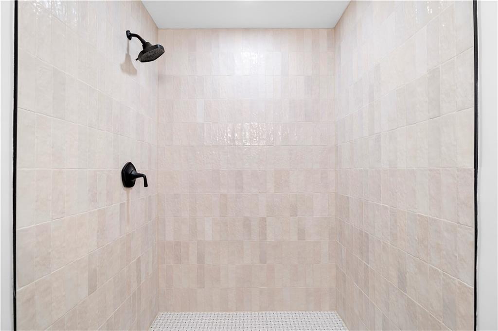 195 Beverly Park Court