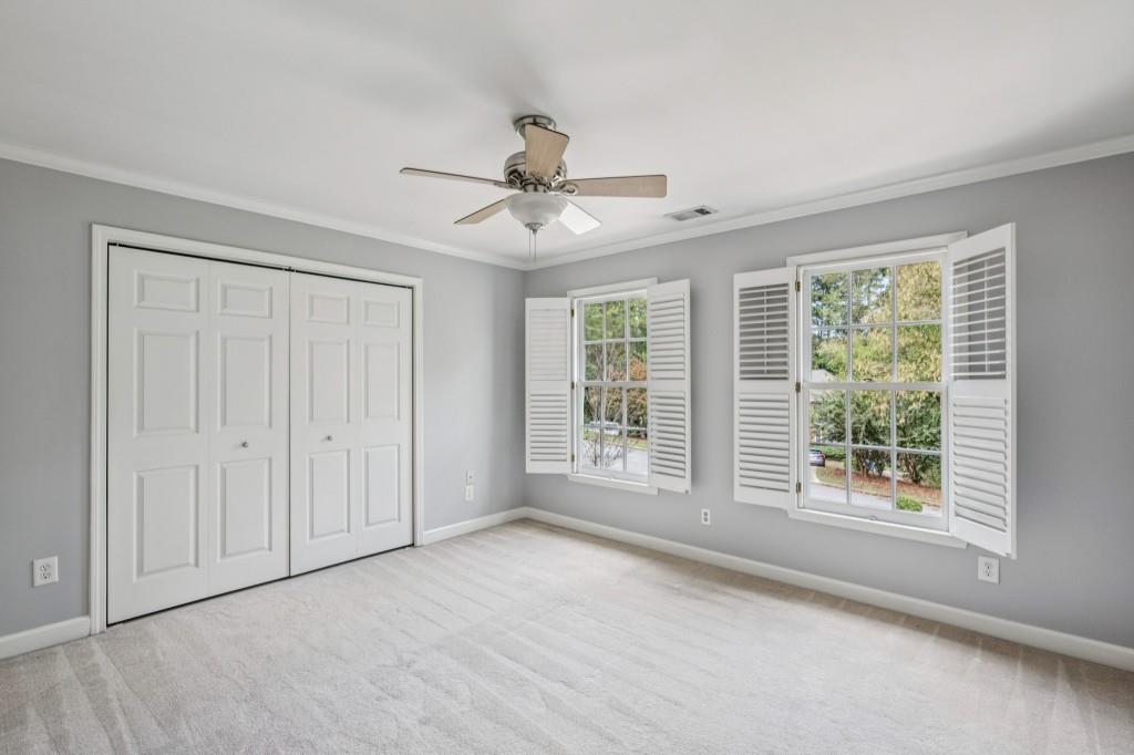 2730 Rangewood Drive NE