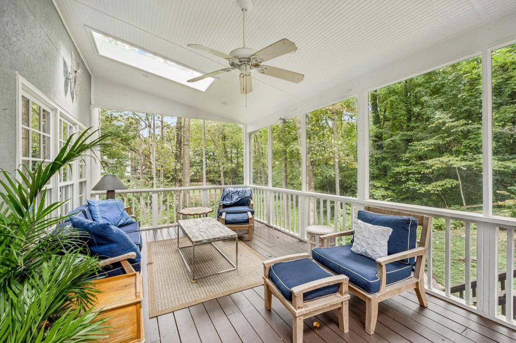 2730 Rangewood Drive NE