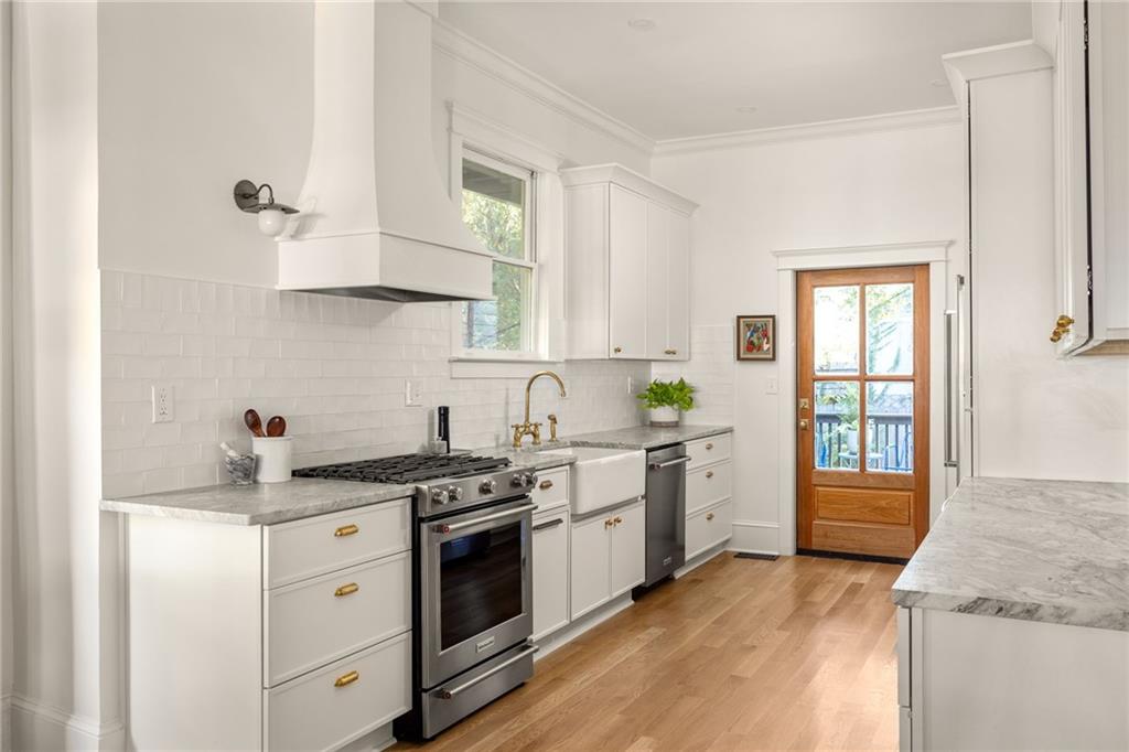 345 Clifford Avenue NE