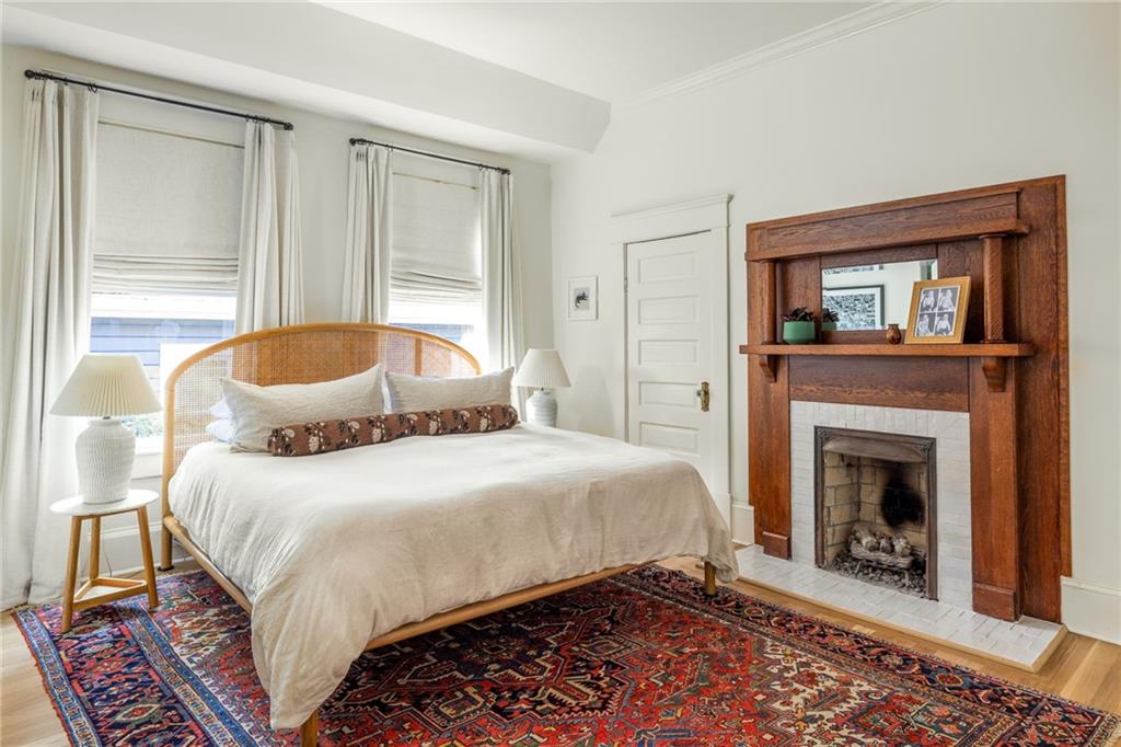 345 Clifford Avenue NE