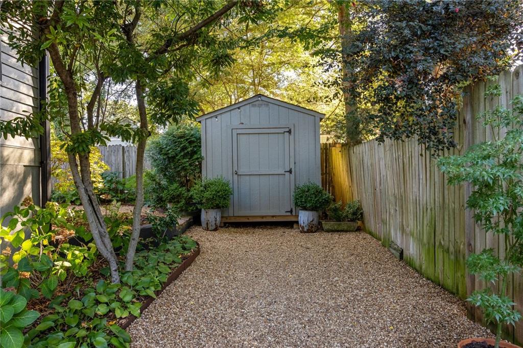 345 Clifford Avenue NE