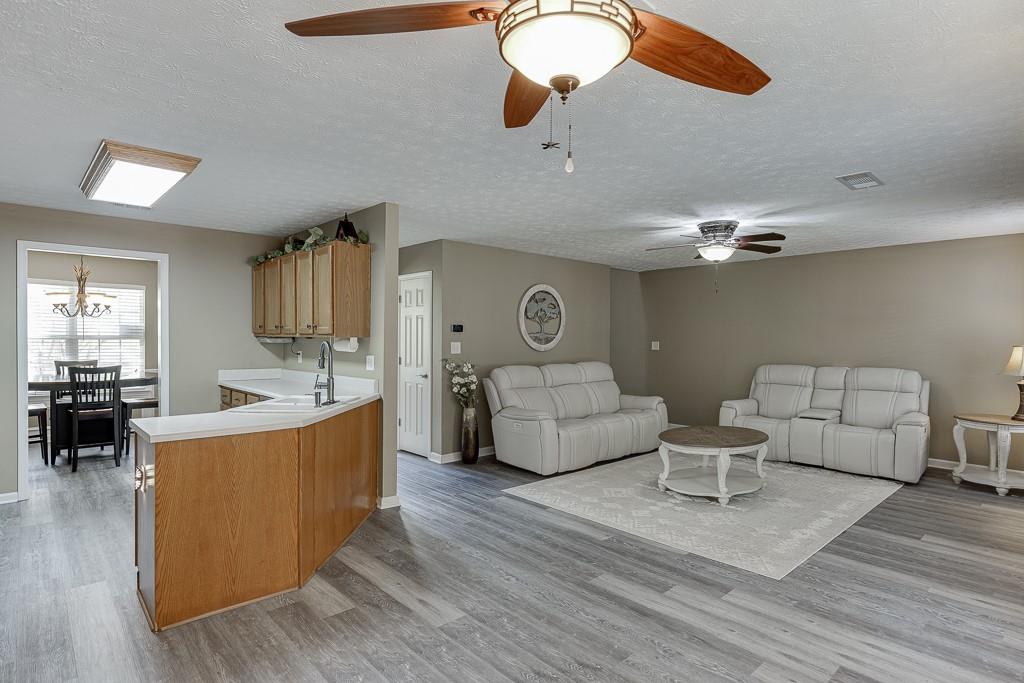 4693 Devencrest Lane