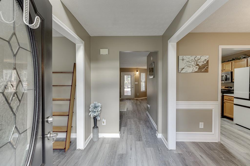 4693 Devencrest Lane