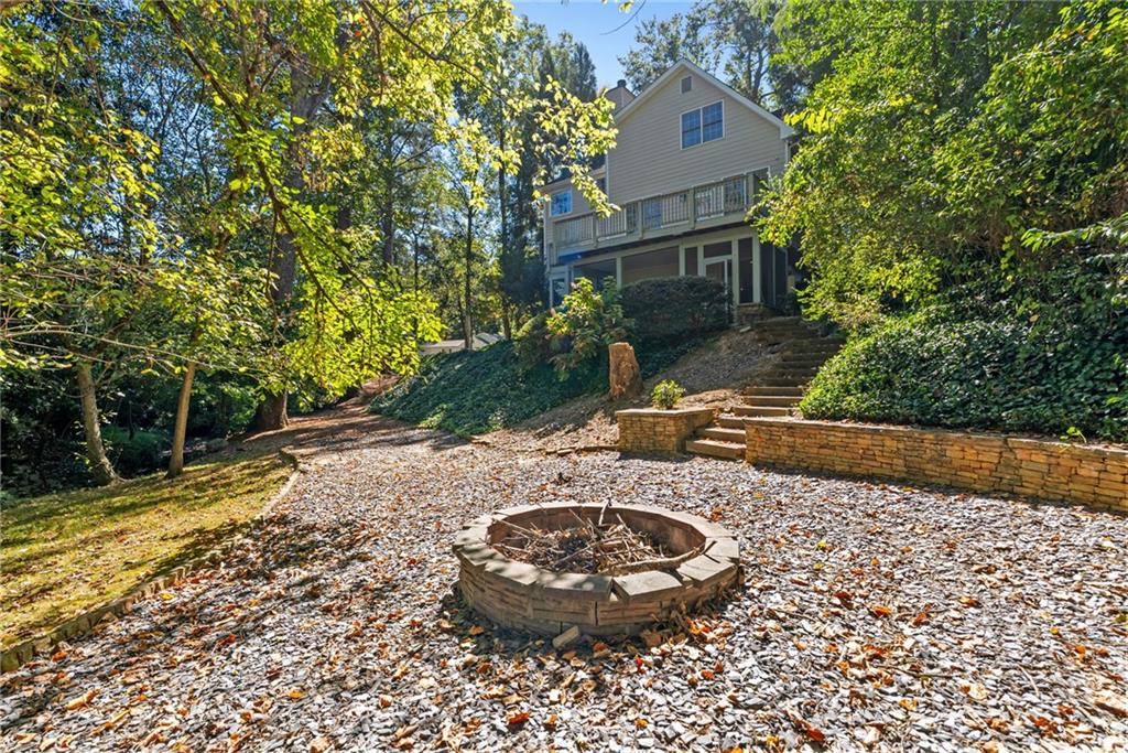 1362 Cartecay Drive NE