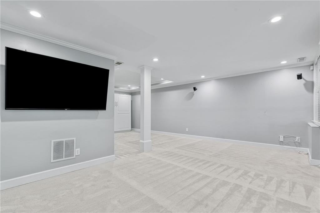 1362 Cartecay Drive NE