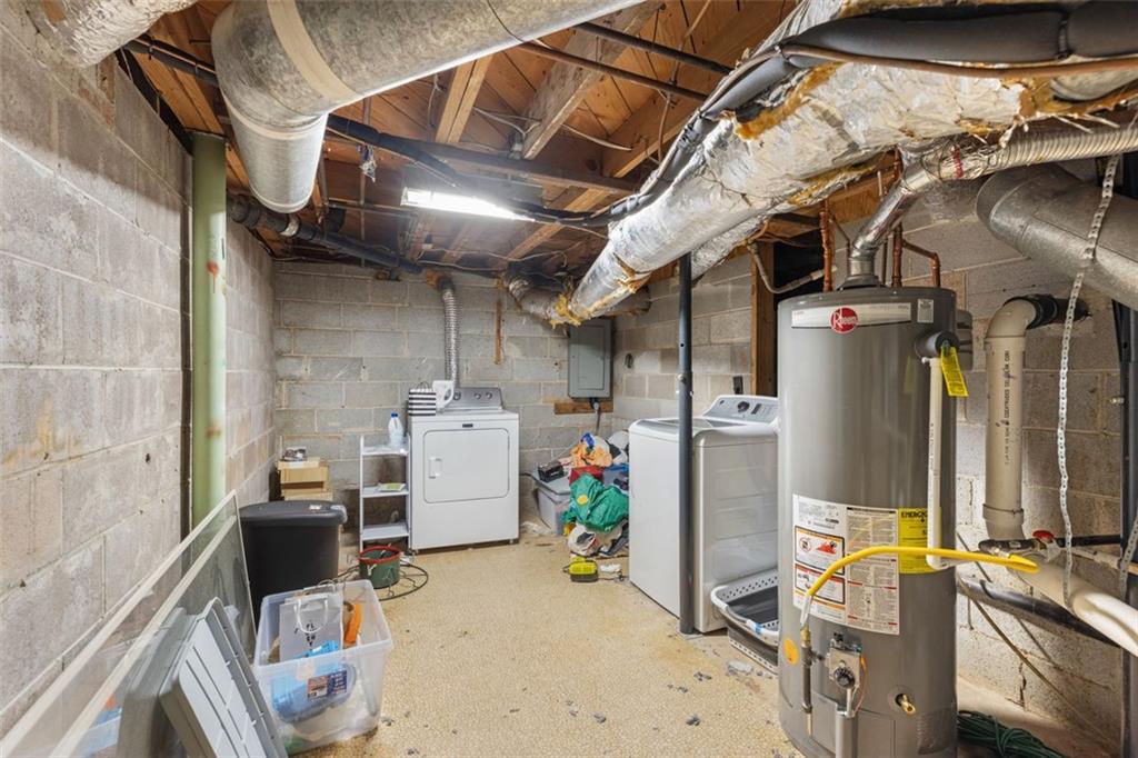 2171 EDGEMORE Drive SE