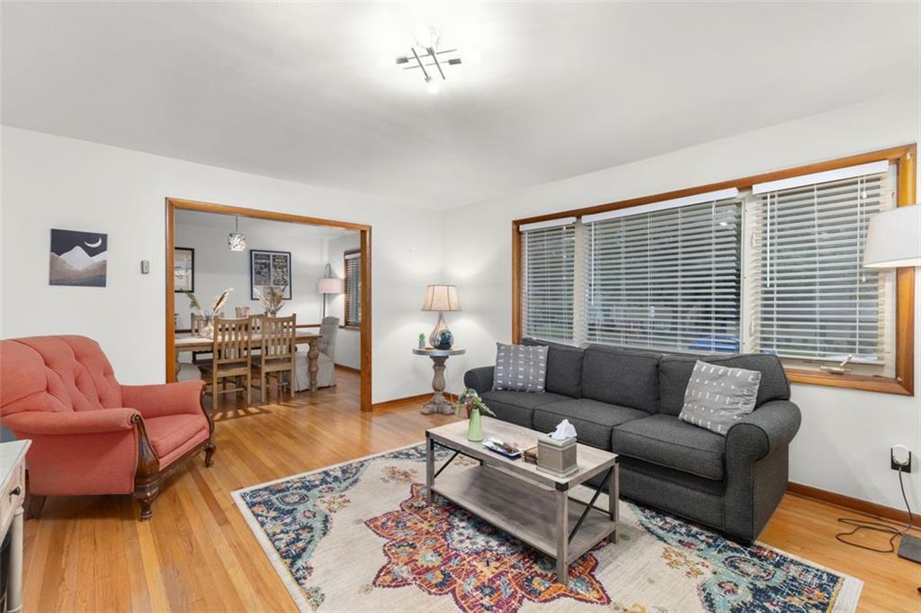 2171 EDGEMORE Drive SE