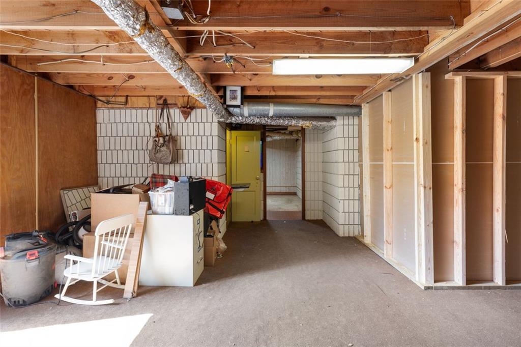 2171 EDGEMORE Drive SE