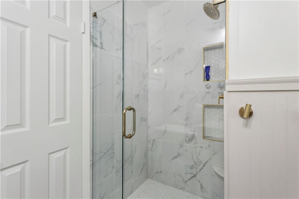 2995 Haverford Lane SE