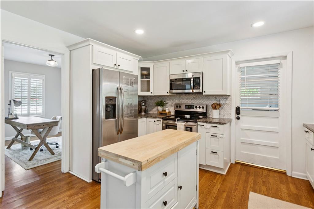 2995 Haverford Lane SE