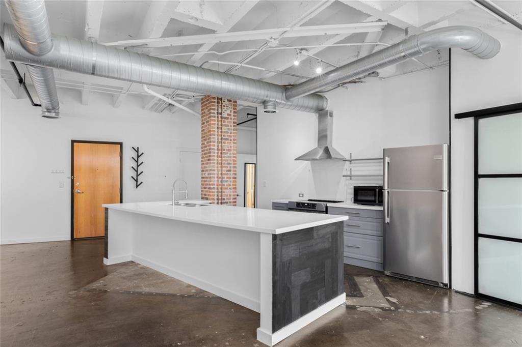 878 Peachtree Street NE Unit 302