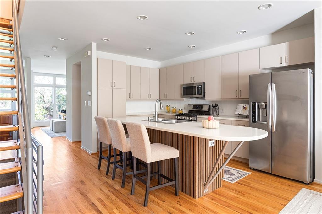 1333 Peachtree View NE