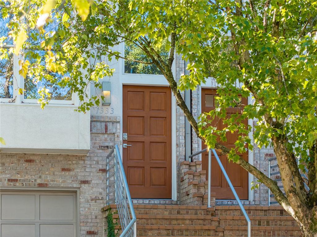 1333 Peachtree View NE