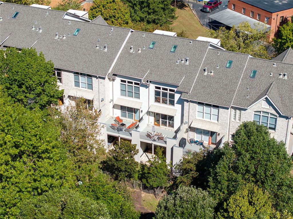 1333 Peachtree View NE