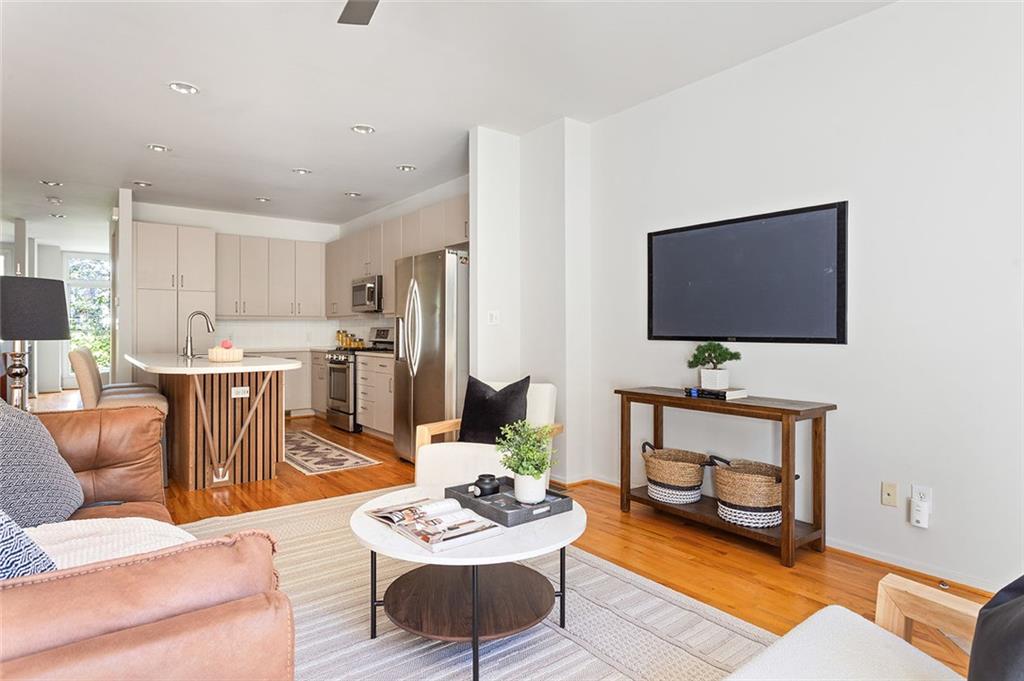 1333 Peachtree View NE