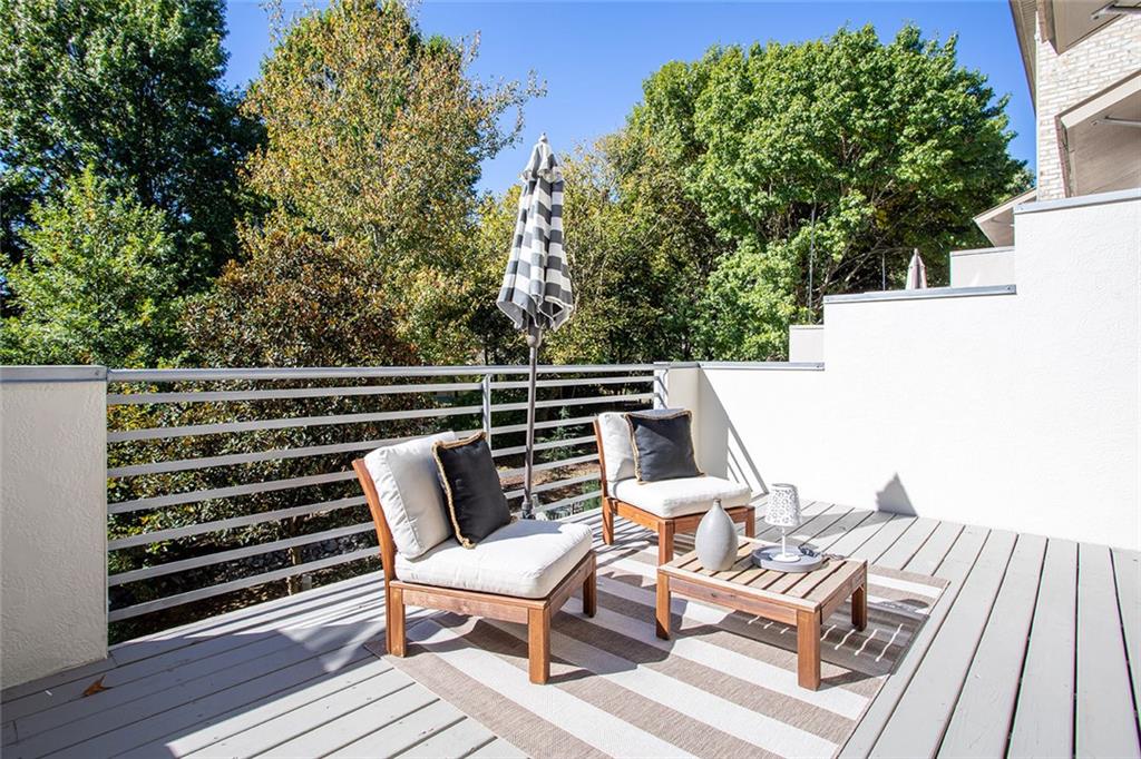 1333 Peachtree View NE