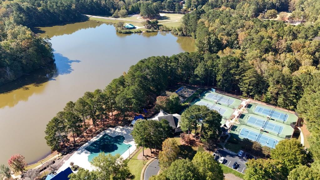 2359 Meadow Isle Lane