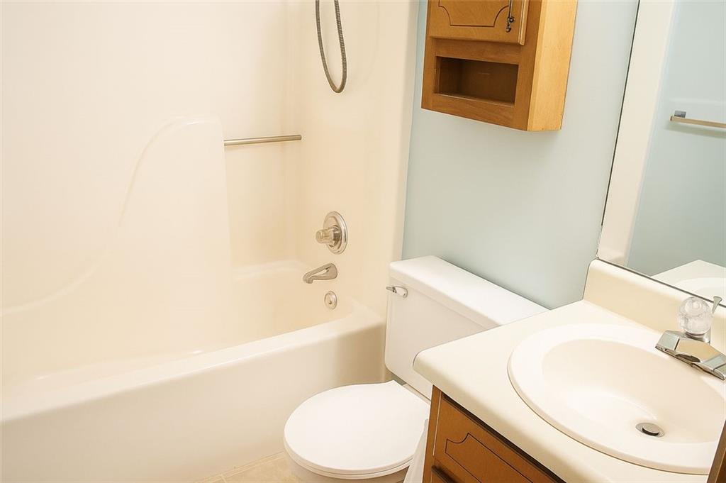 1598 CHERRY HILL Lane SW