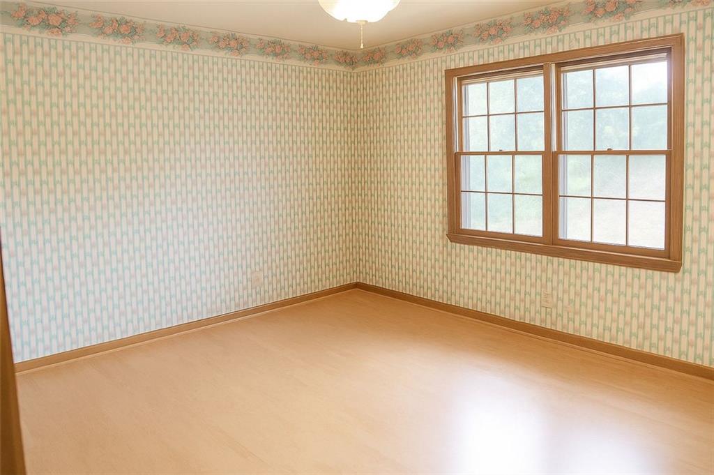 1598 CHERRY HILL Lane SW