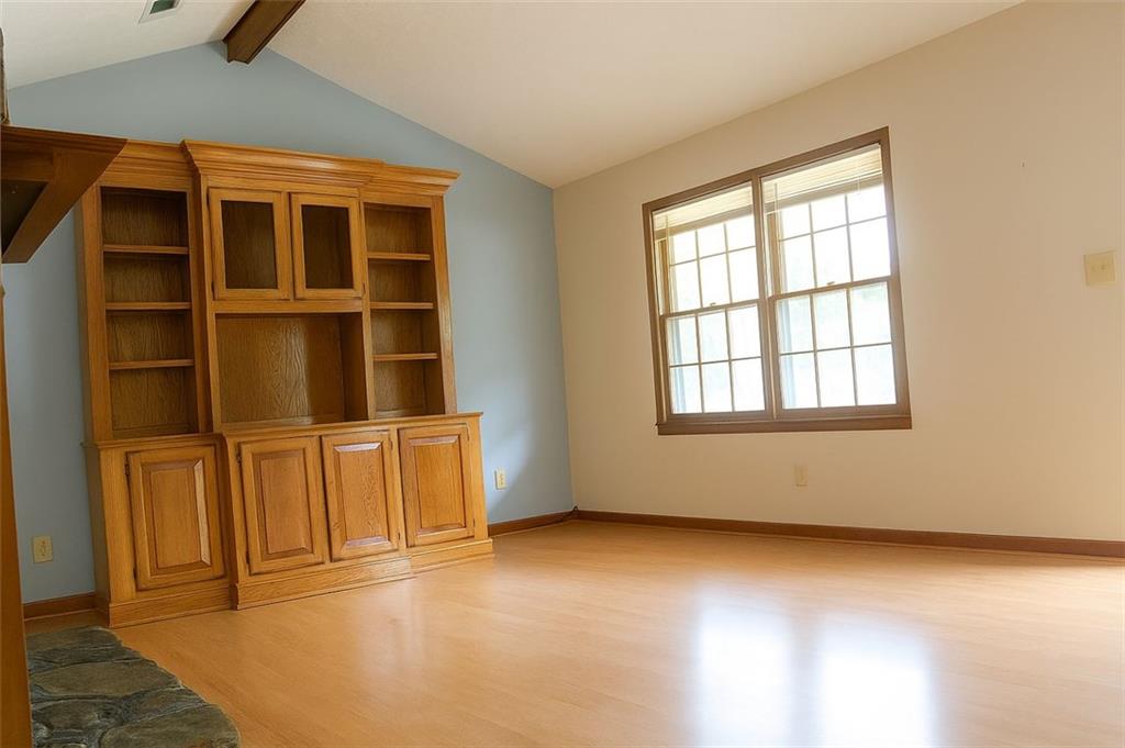 1598 CHERRY HILL Lane SW