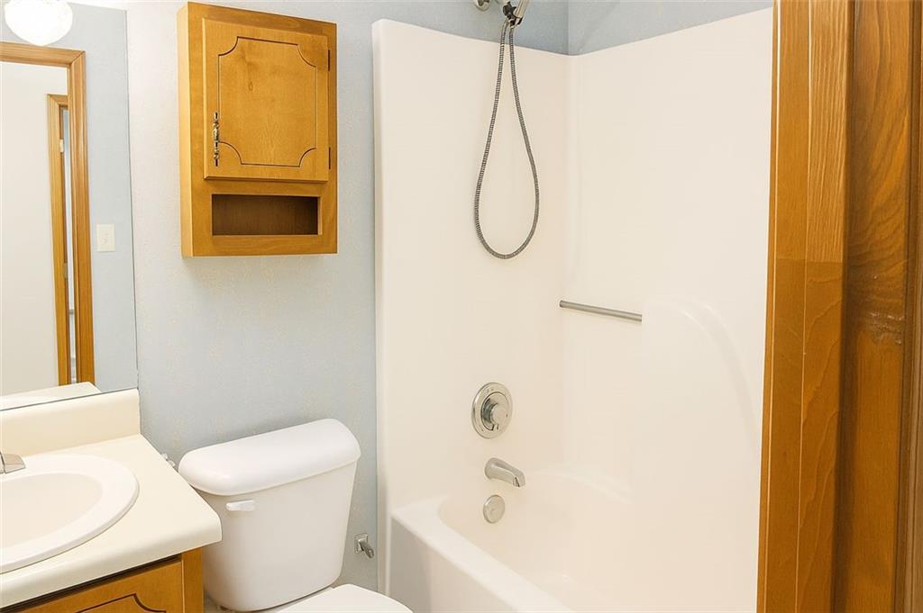 1598 CHERRY HILL Lane SW