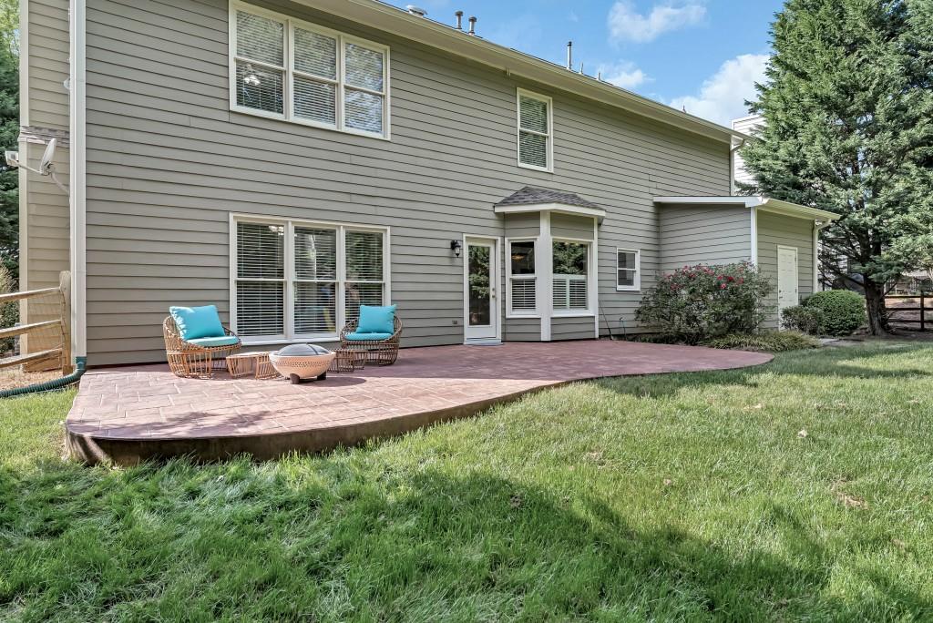 1250 Rosewood Drive