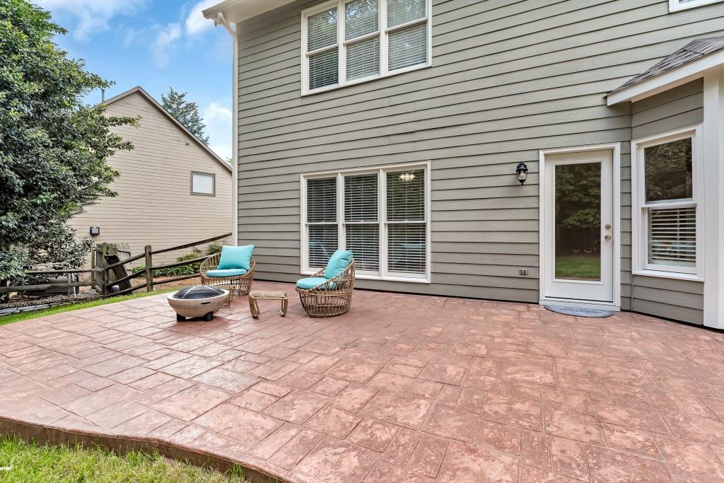 1250 Rosewood Drive