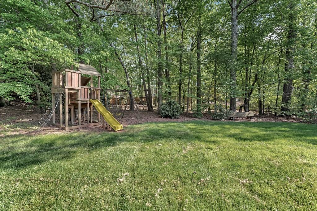1250 Rosewood Drive