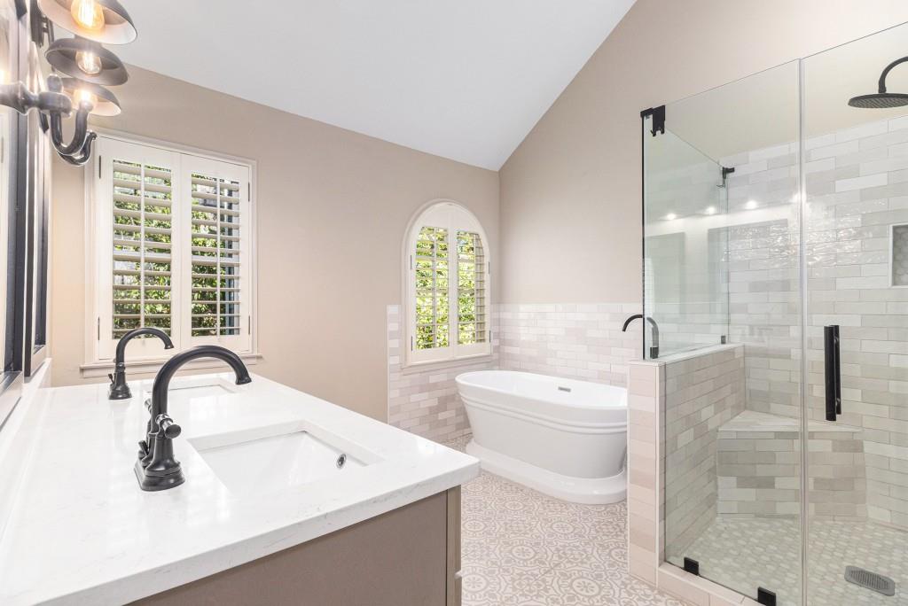 308 River Glen Drive
