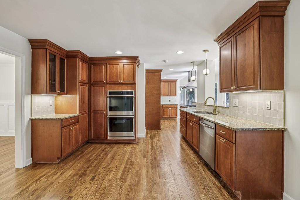 4082 McClatchey Circle NE