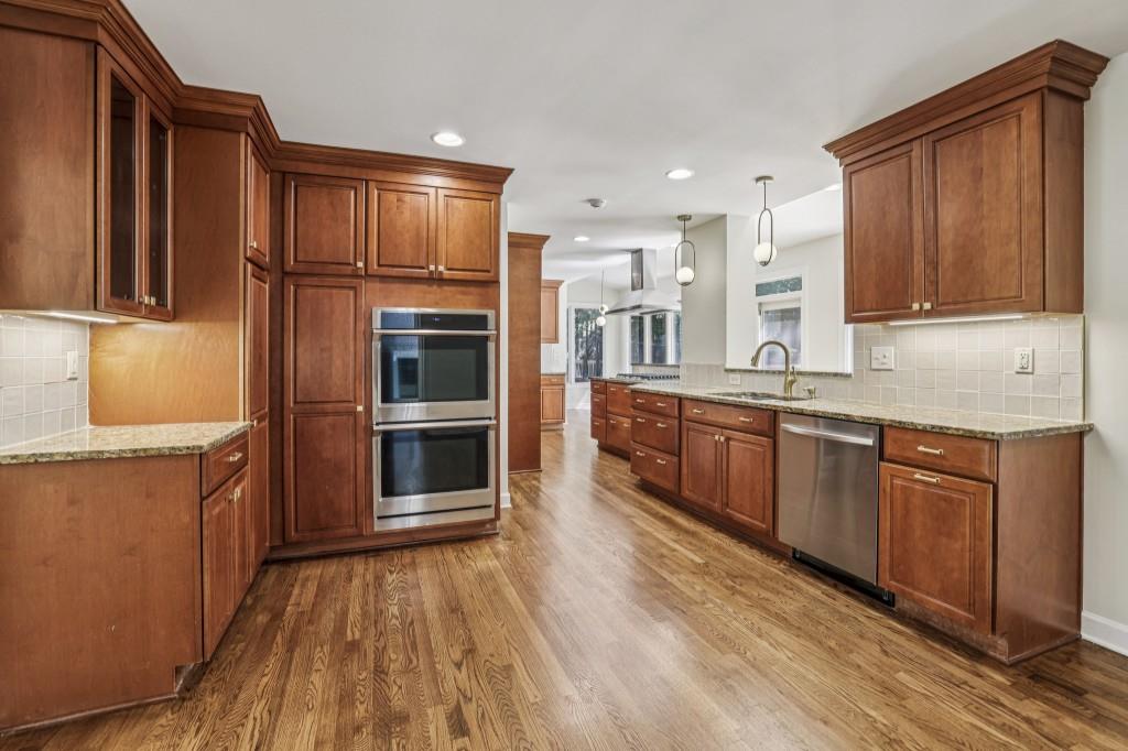 4082 McClatchey Circle NE