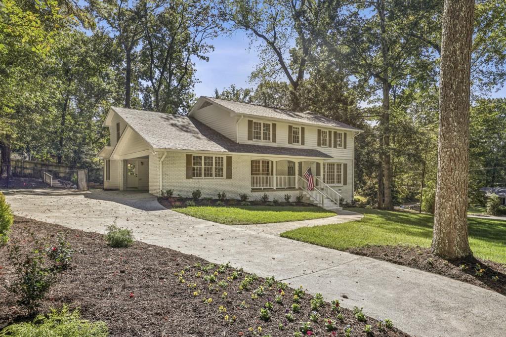 4082 McClatchey Circle NE