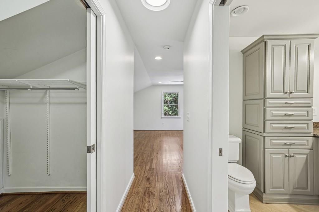 4082 McClatchey Circle NE