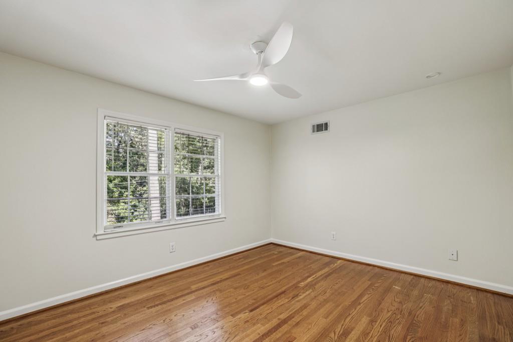 4082 McClatchey Circle NE