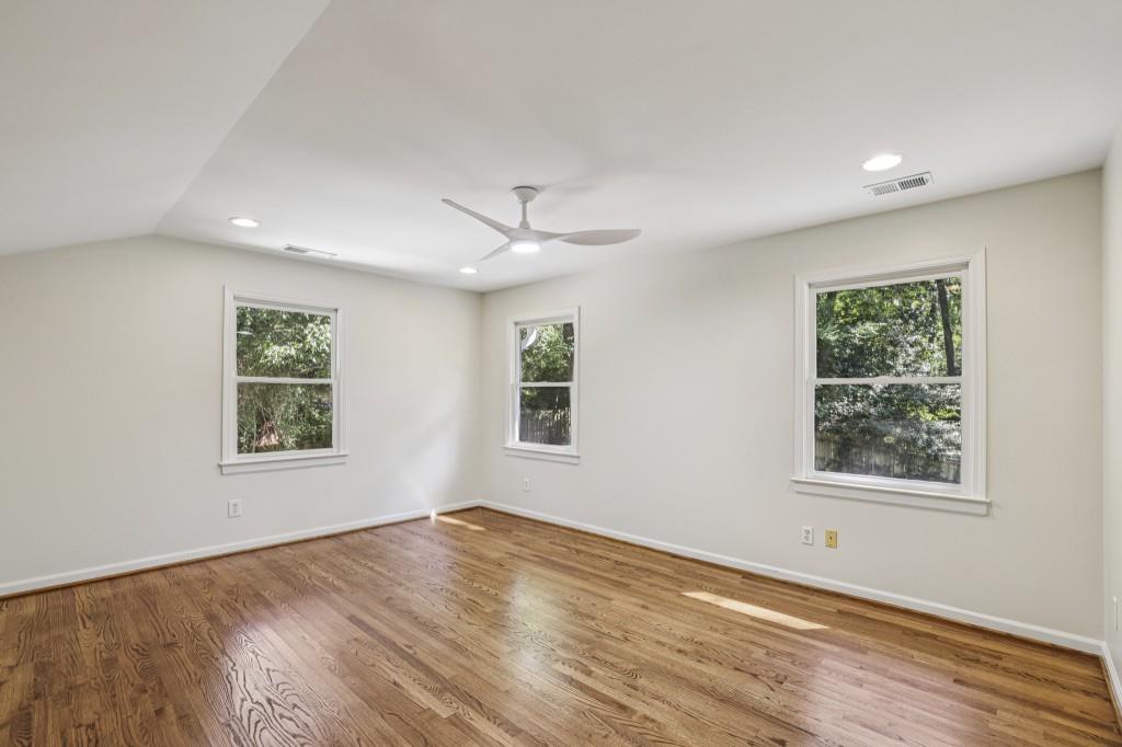 4082 McClatchey Circle NE